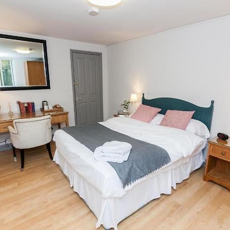 Townhouse No 12 Hotel Huddersfield Luaran gambar