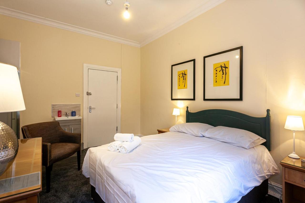 Townhouse No 12 Hotel Huddersfield Luaran gambar