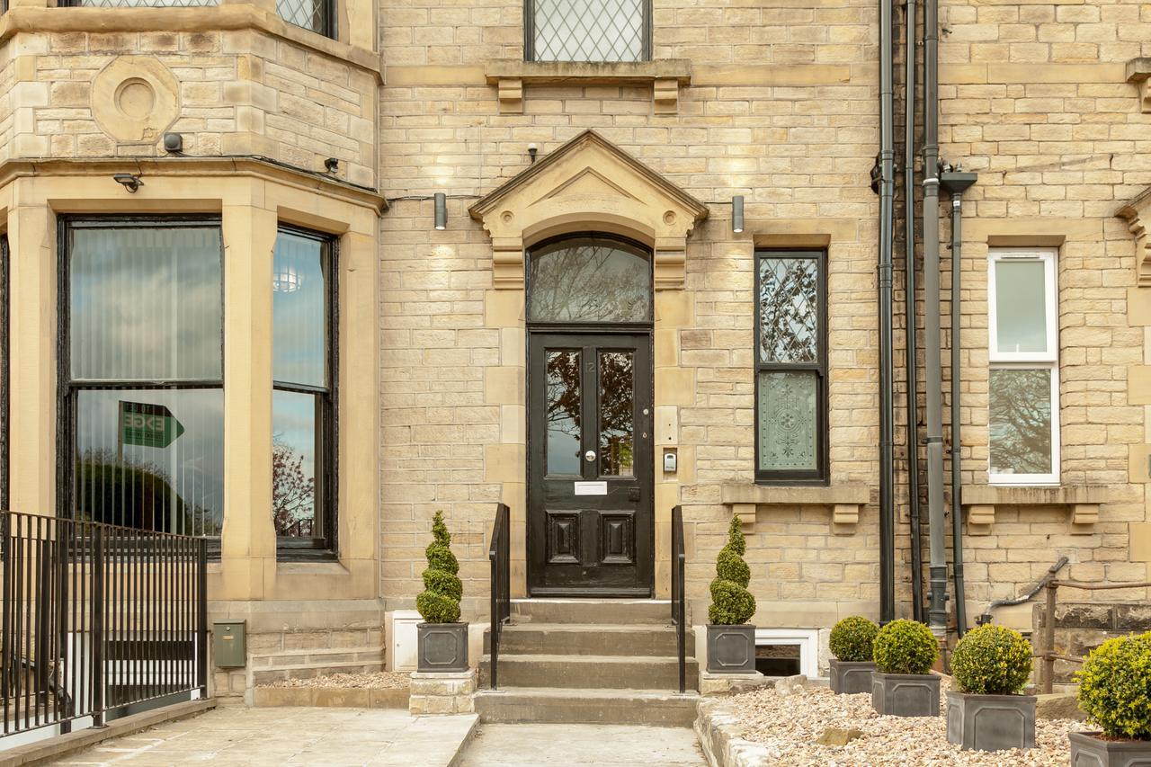 Townhouse No 12 Hotel Huddersfield Luaran gambar